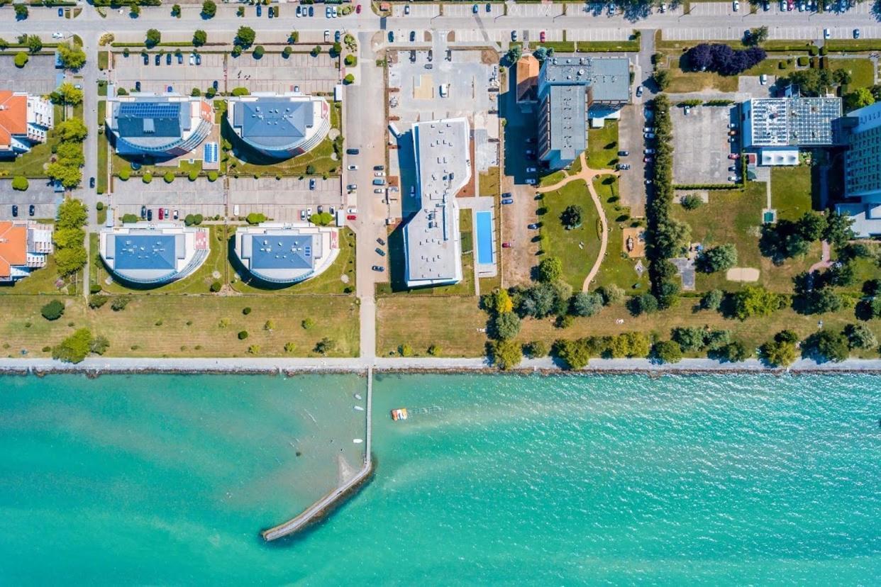 MF Coral Beach Apartment Siófok Exterior foto