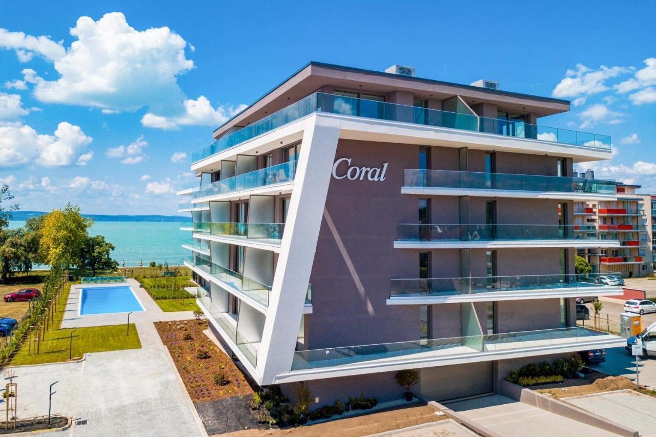MF Coral Beach Apartment Siófok Exterior foto